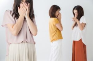 女の職場にある８つのイジメの理由と回避する対処方法