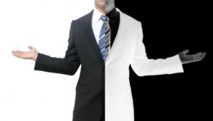 信頼出来ないな〜。裏表のある人の特徴や性格について！